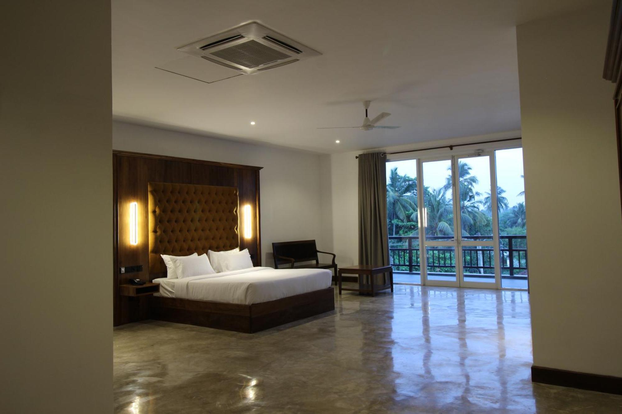 Hotel Refresh Blue Hikkaduwa Εξωτερικό φωτογραφία